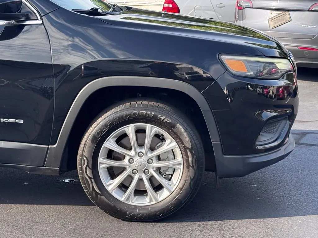 2019 Jeep Cherokee - $11,898