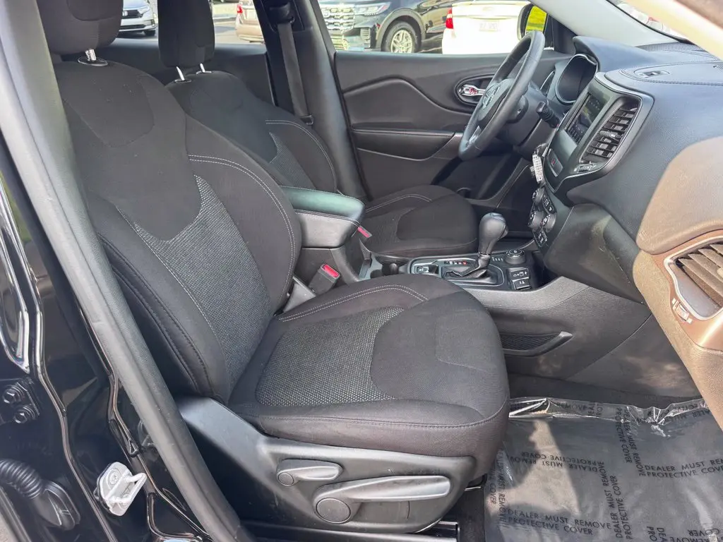 2019 Jeep Cherokee - $11,898