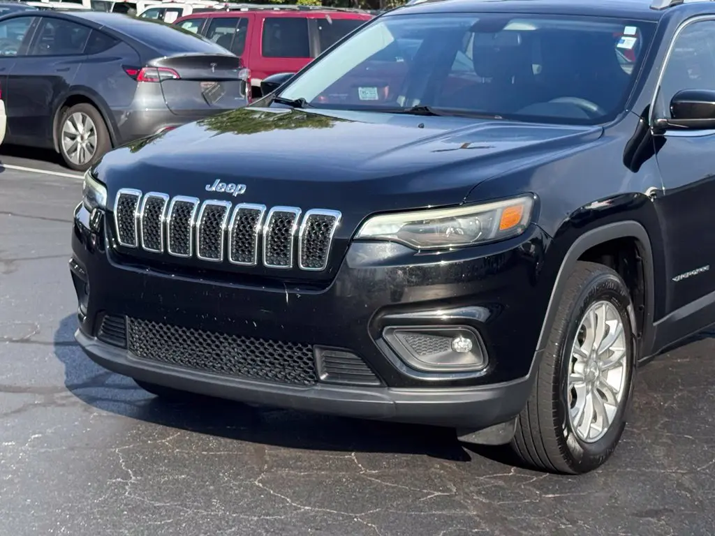 2019 Jeep Cherokee - $11,898