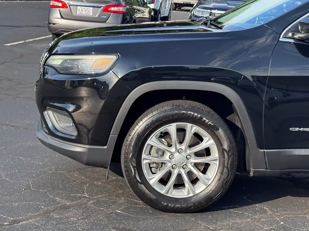 2019 Jeep Cherokee - $11,898