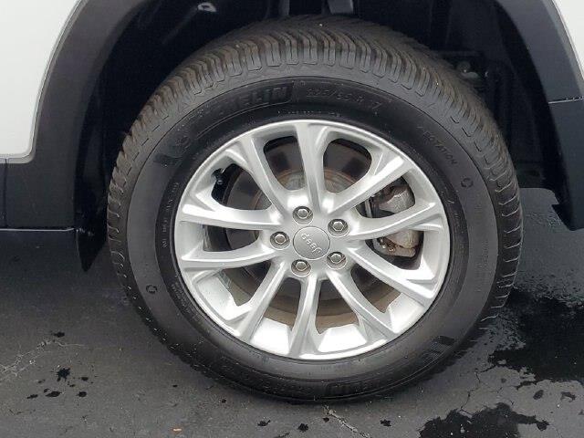 2020 Jeep Cherokee - $18,900