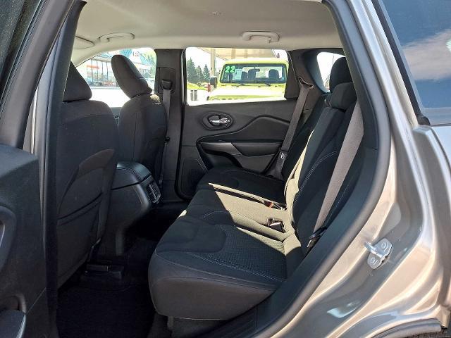 2021 Jeep Cherokee - $17,988