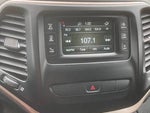 2014 Cherokee Thumbnail 18
