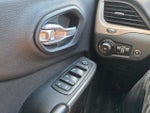 2015 Cherokee Thumbnail 17