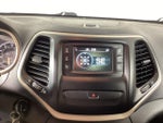 2017 Cherokee Thumbnail 27