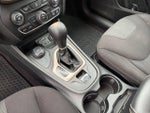 2017 Cherokee Thumbnail 15