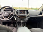 2017 Cherokee Thumbnail 19