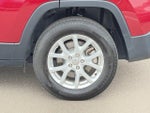2017 Cherokee Thumbnail 24