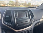 2017 Cherokee Thumbnail 15