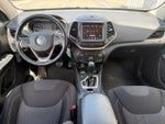 2015 Cherokee Thumbnail 9