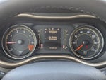 2015 Cherokee Thumbnail 14