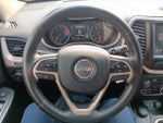 2016 Cherokee Thumbnail 18