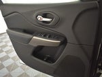 2019 Cherokee Thumbnail 33