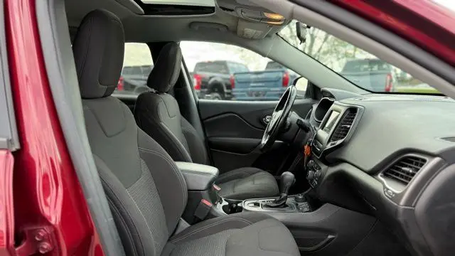 2020 Jeep Cherokee Latitude