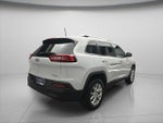 2016 Cherokee Thumbnail 7