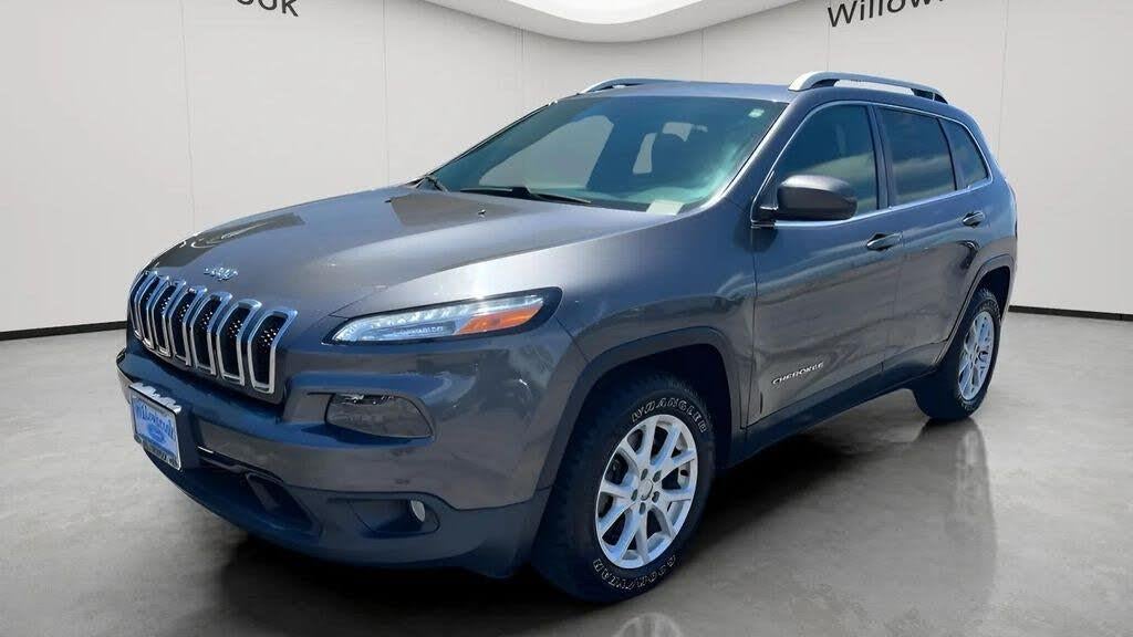 Preowned 2017 Jeep Cherokee Latitude for Sale