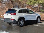 2017 Cherokee Thumbnail 5