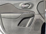 2017 Cherokee Thumbnail 10