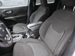 2019 Cherokee Thumbnail 19