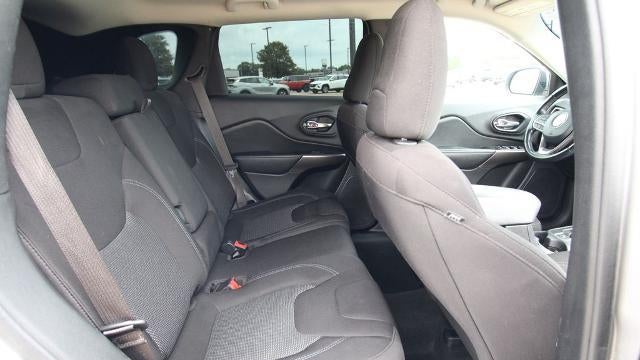 2020 Jeep Cherokee Latitude