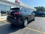 2017 Cherokee Thumbnail 12