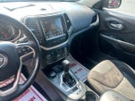 2017 Cherokee Thumbnail 19