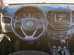 2019 Cherokee Thumbnail 5