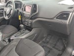 2019 Cherokee Thumbnail 26