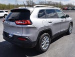 2017 Cherokee Thumbnail 14