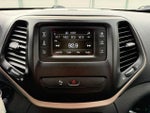 2017 Cherokee Thumbnail 26