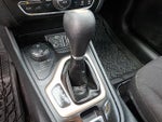 2016 Cherokee Thumbnail 16