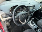 2015 Cherokee Thumbnail 10