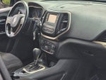 2016 Cherokee Thumbnail 7