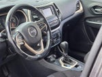 2016 Cherokee Thumbnail 22