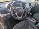 2015 Cherokee Thumbnail 10