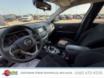 2015 Cherokee Thumbnail 24