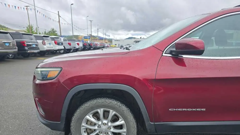 2019 Jeep Cherokee Latitude