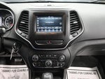 2020 Cherokee Thumbnail 17