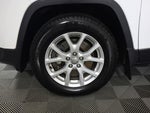 2014 Cherokee Thumbnail 19
