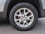 2015 Cherokee Thumbnail 11