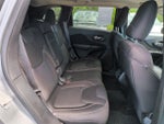 2015 Cherokee Thumbnail 18