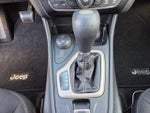 2015 Cherokee Thumbnail 26