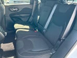 2016 Cherokee Thumbnail 11