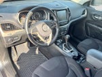 2016 Cherokee Thumbnail 2