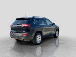 2016 Cherokee Thumbnail 6