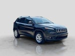 2016 Cherokee Thumbnail 8