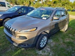 2017 Cherokee Thumbnail 6