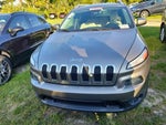 2017 Cherokee Thumbnail 7