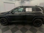 2016 Cherokee Thumbnail 5