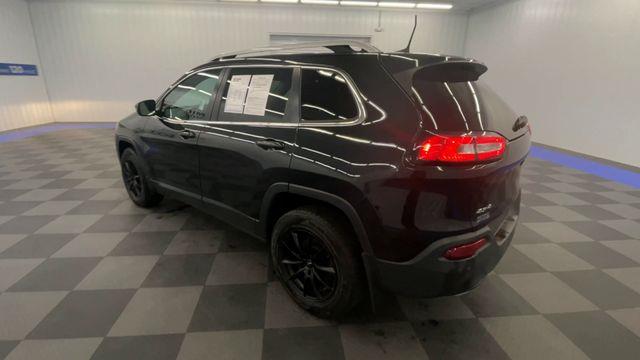 2016 Jeep Cherokee - $8,000